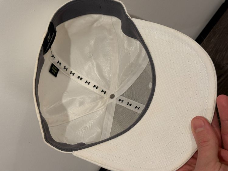 Under Armour White Cap imagen 4